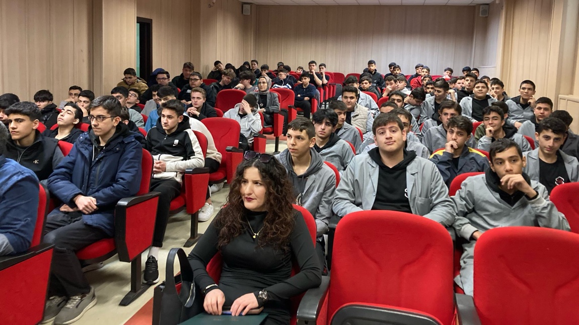 FÜTÜVVET VE AHİLİK